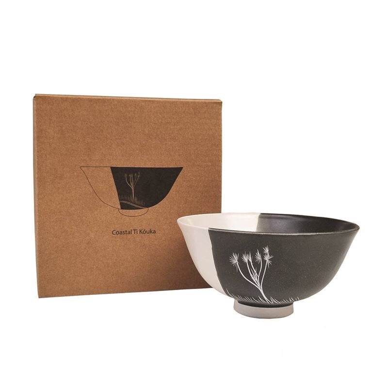 Coastal Ti Kōuka Dipped Black Bowl 11cm Coastal Ti Kōuka Dipped Black Bowl 11cm