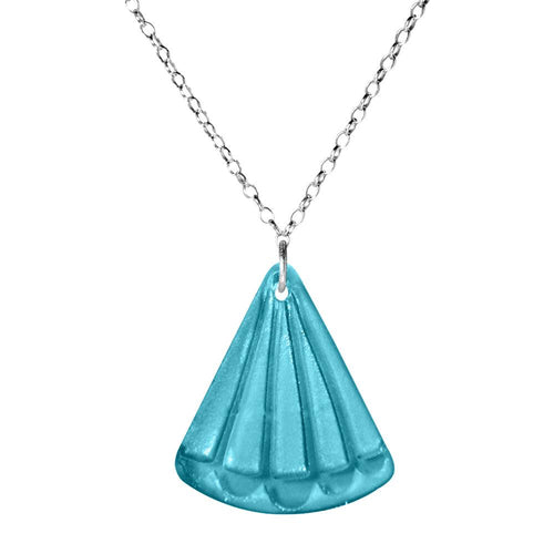 Glass Fantail Tail Pendant