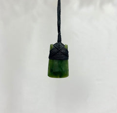 NZ Greenstone / Pounamu Pendant Toki (Adze)