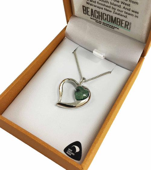 Greenstone heart Pendant Silver Plated Boxed