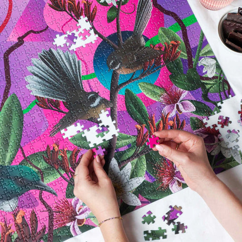 1000 Piece Jigsaw Puzzle - Electric Bloom