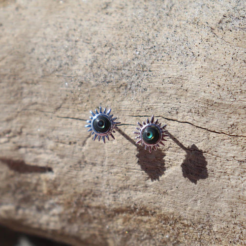 Sterling Silver Rā Paua Studs