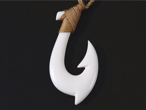 Premier Fish Hook bone pendant - Hei Matau