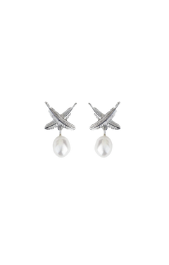 Boh Runga - Feather Kisses Pearl Studs