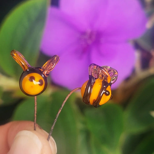 Glass Art - Tiny Bee