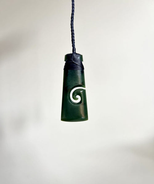 Greenstone / Pounamu Pendant - Toki Single Koru