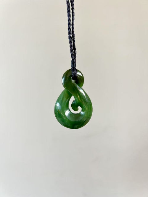 Greenstone / Pounamu Pendant Twist Koru