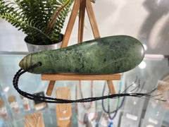 Greenstone / Hapopo Pounamu Mere 27cm - B