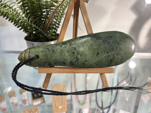 Greenstone / Hapopo Pounamu Mere 27cm - B