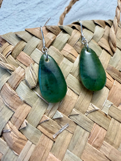 NZ Greenstone / Pounamu Drop Earrings 20mm