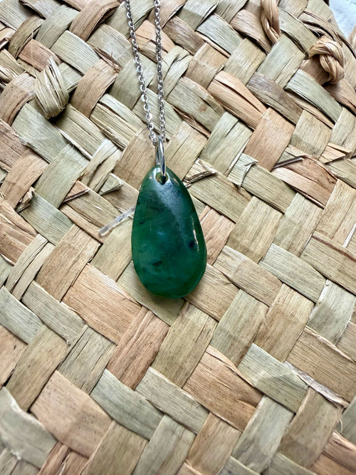 NZ Greenstone / Pounamu Pendant Drop 20mm