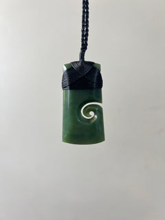 NZ Greenstone / Pounamu Pendant Toki Koru