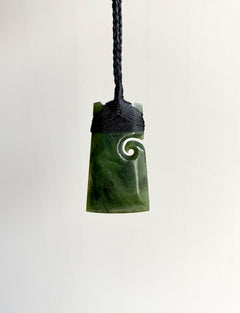 NZ Greenstone (Pounamu) Toki Single Koru Pendant