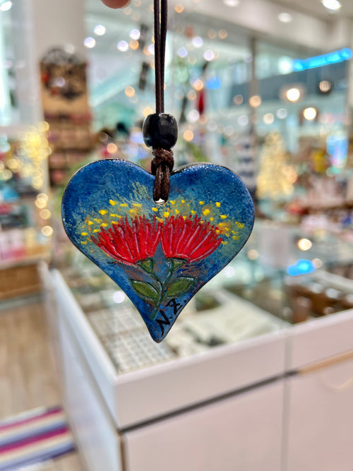 NZ Handcrafted Ceramic Heart S - Pohutukawa