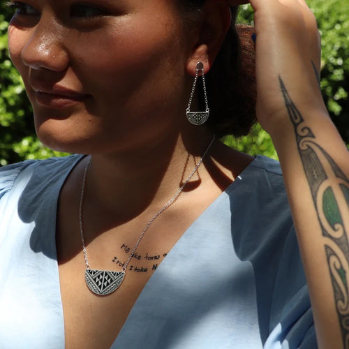 Niho Breastplate Necklace - Silver