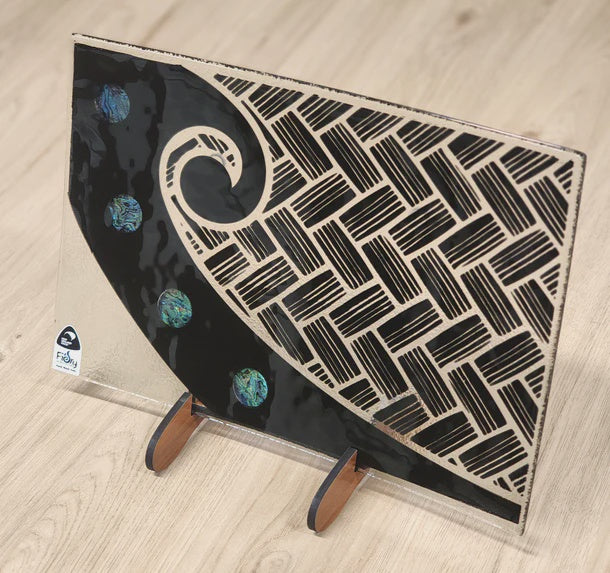 Plate Koru NZ Made Glass Plate -Koru Kete Paua with Stand – gecko in the village