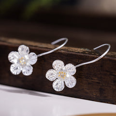 Sterling Silver Earrings - White Manuka Flower