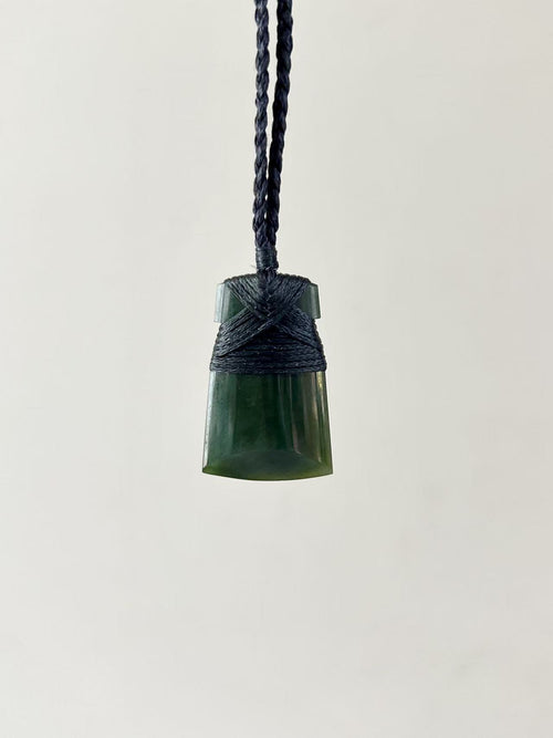 NZ greenstone toki pendant

authentic pounamu necklace New Zealand

matt finish jade toki

Māori toki meaning necklace
