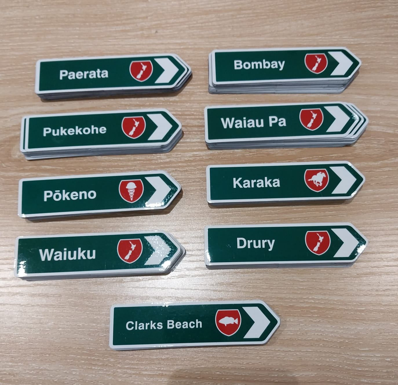 NZ Green Road Sign Magnet - Pukekohe Area – gecko in the village