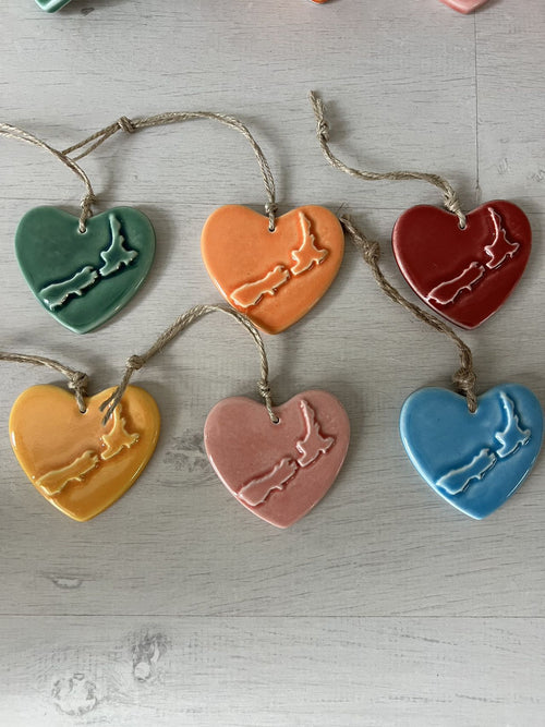 Ceramic Hanging Heart Mini - NZ Map