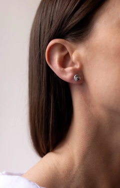 Boh Runga - Kiwi Studs