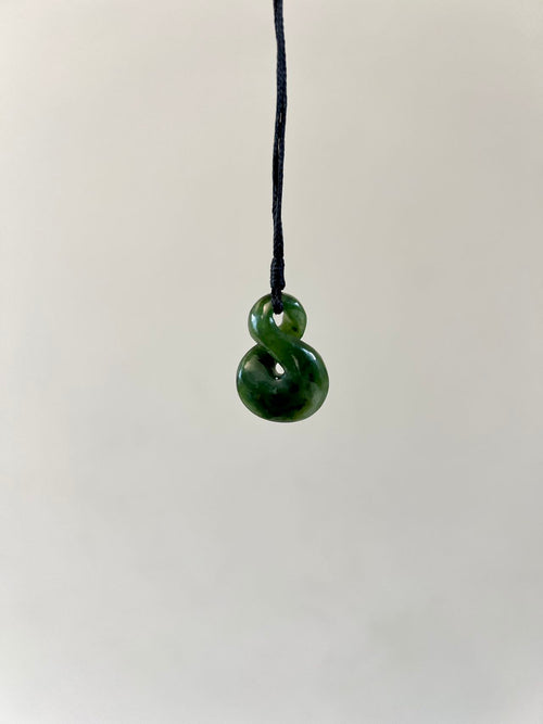 Greenstone  / Pounamu Pendant Single Twist