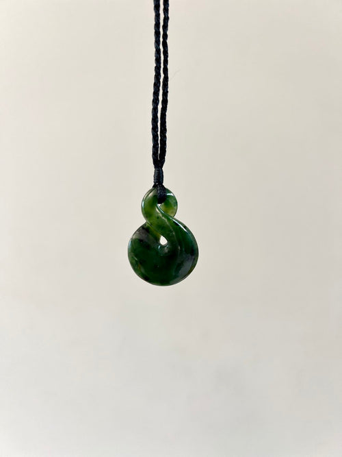 Greenstone  / Pounamu Pendant Single Twist