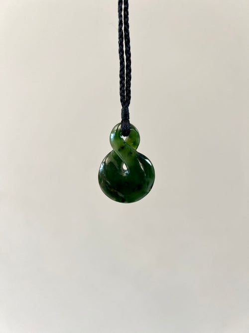 Greenstone  / Pounamu Pendant Single Twist