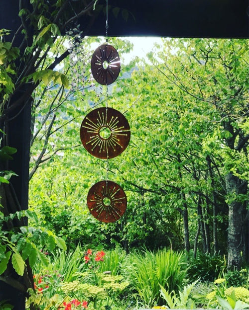 Corten Spinning Art - Allium Trio