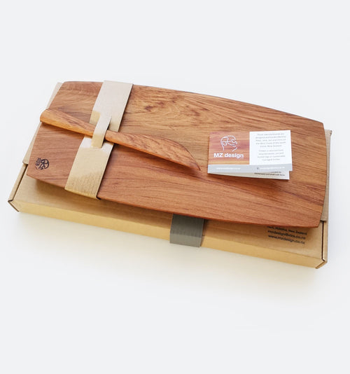 NZ Wood Waka Board with Knife G