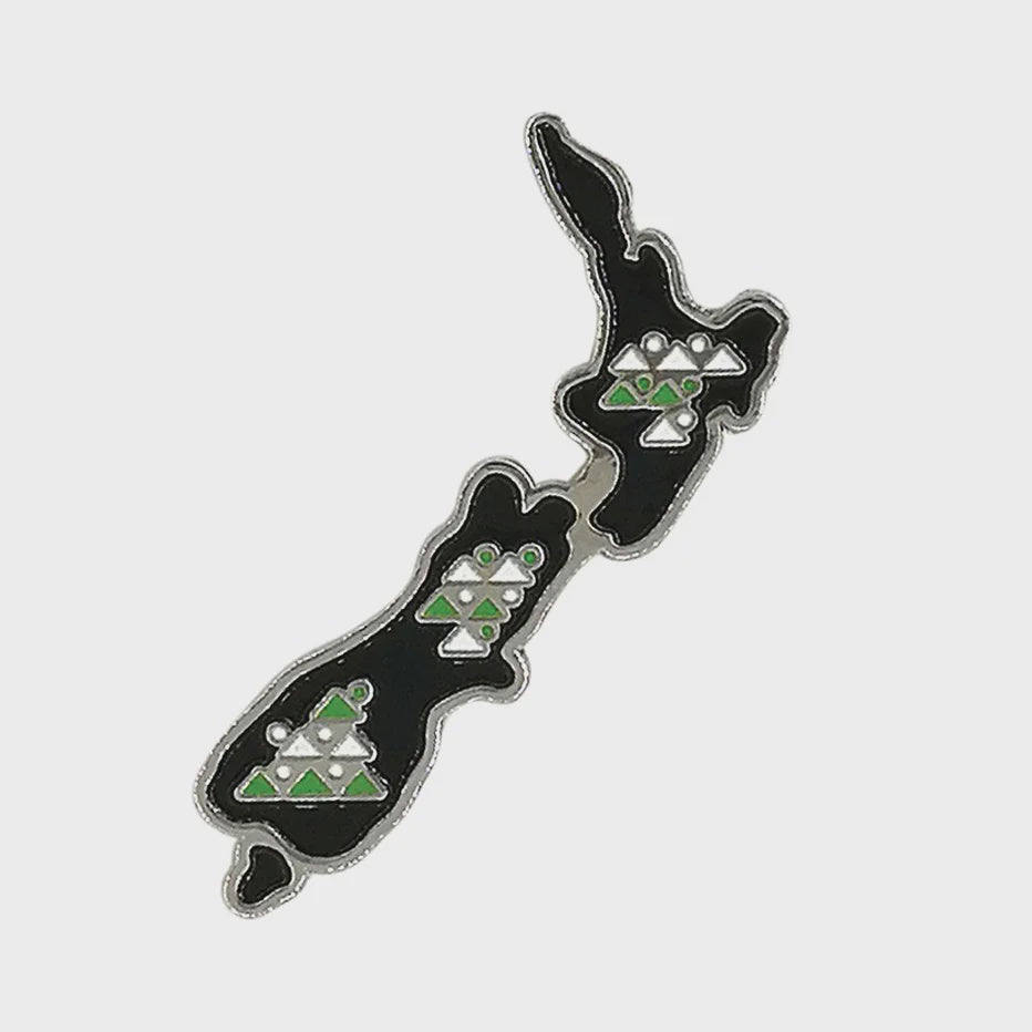 Lapel Pin - Retro Map – gecko in the village