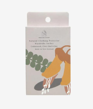Native - Wardrobe - Cedarwood, Clove Bud and Bay