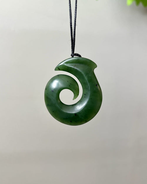 Greenstone Pendant Koru Hook (Matt Finish)