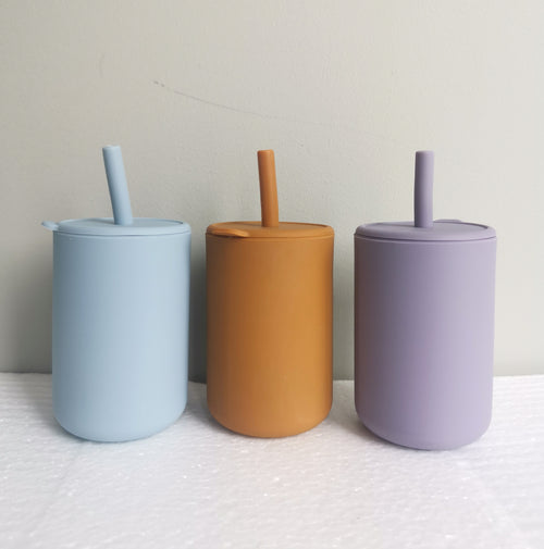 Silicone Cup with Straw Mini
