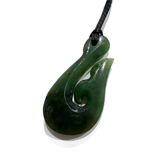 Greenstone Pendant Whale Tail Hook 43mm
