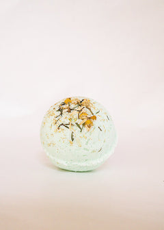 Mint, Manuka & Chamomile Bath Bomb